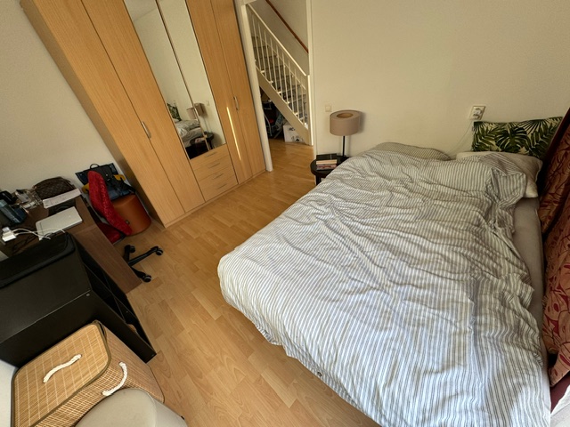 12 m2 room in a shared house